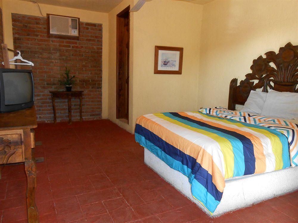 Bajas Cactus Hostel