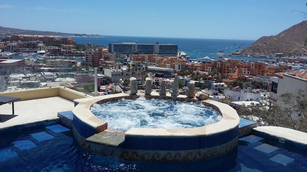 Roca O'rilley Cabo San Lucas