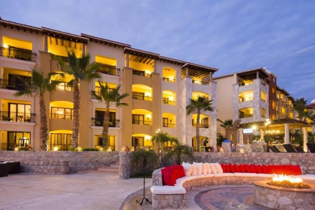 3br 2fl Ocean View Private - *