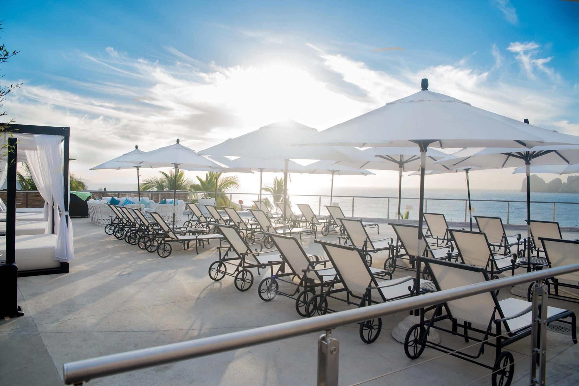 Cachet Cabo Hotel 4*