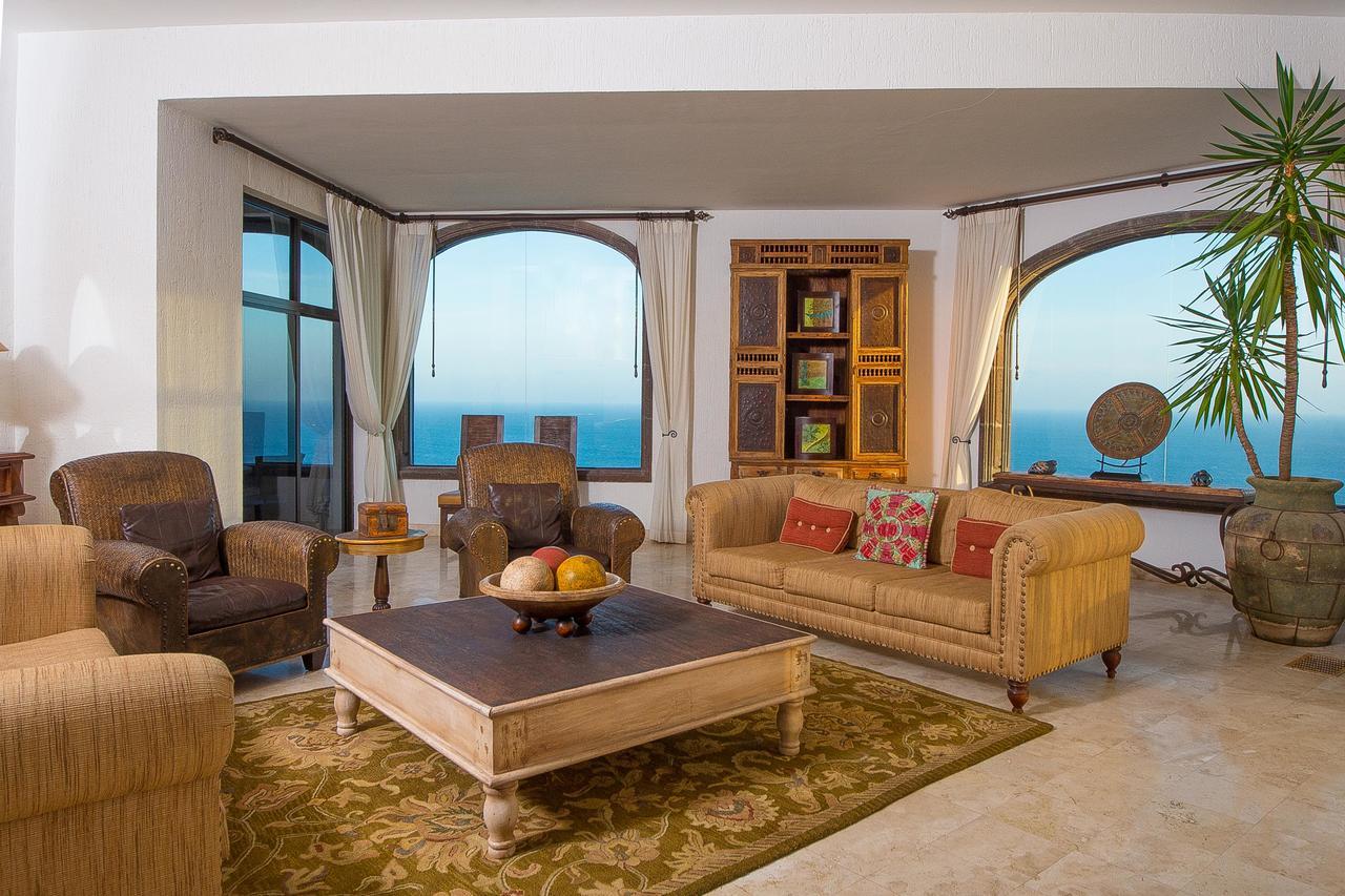Amazing Near Downtown Grande Villa *