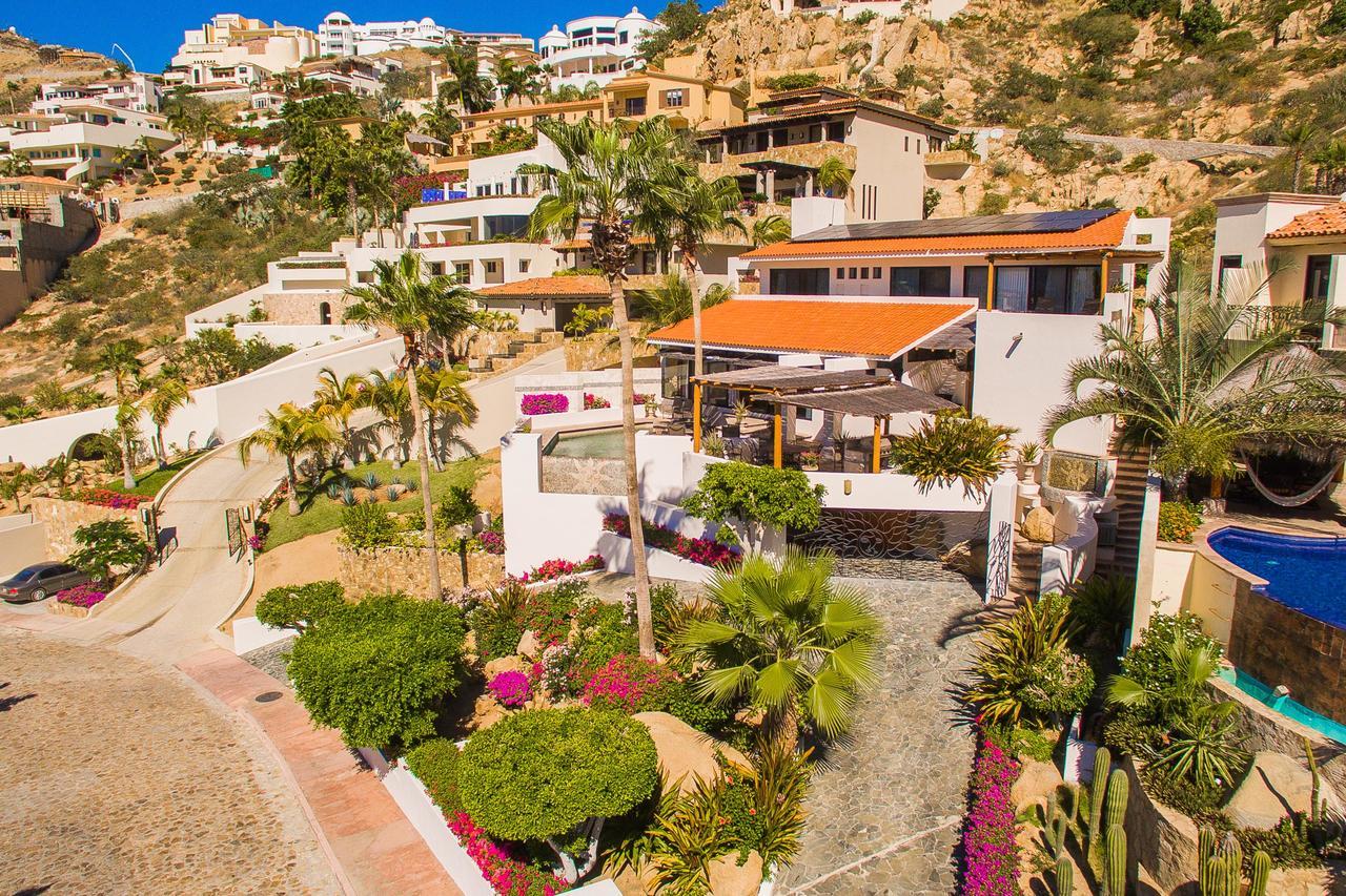 Villa Gorgeous Ocean View Fits 17 Guests, Del Sol *