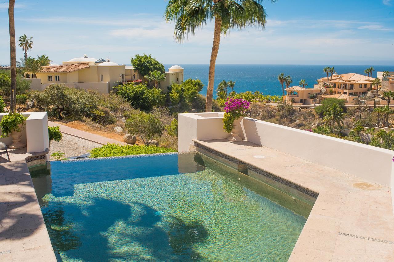 Villa Gorgeous Ocean View Fits 17 Guests, Del Sol