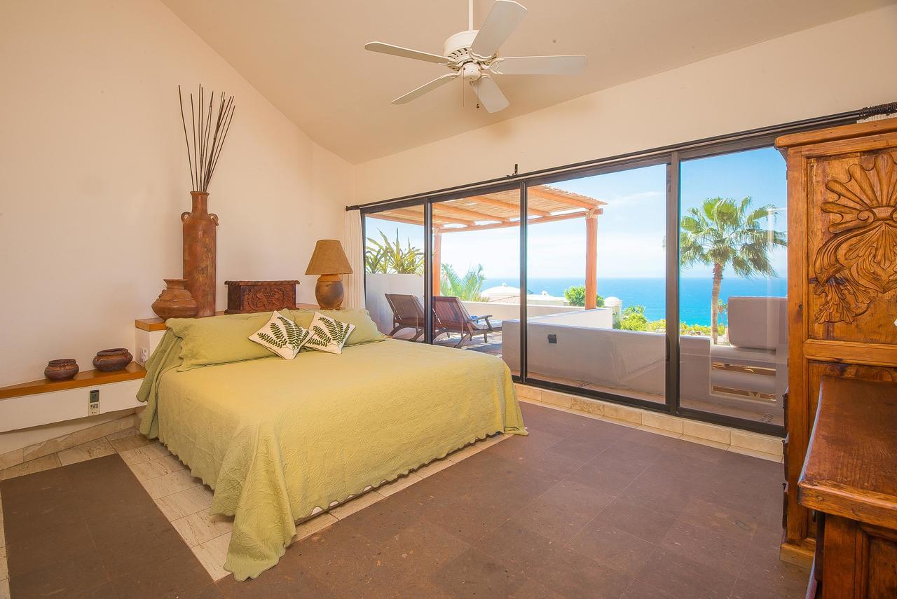 Gorgeous Ocean View Fits 17 Guests, Del Sol Villa