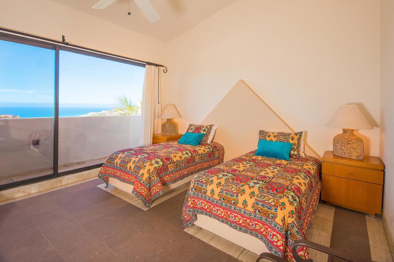 Gorgeous Ocean View Fits 17 Guests, Del Sol *