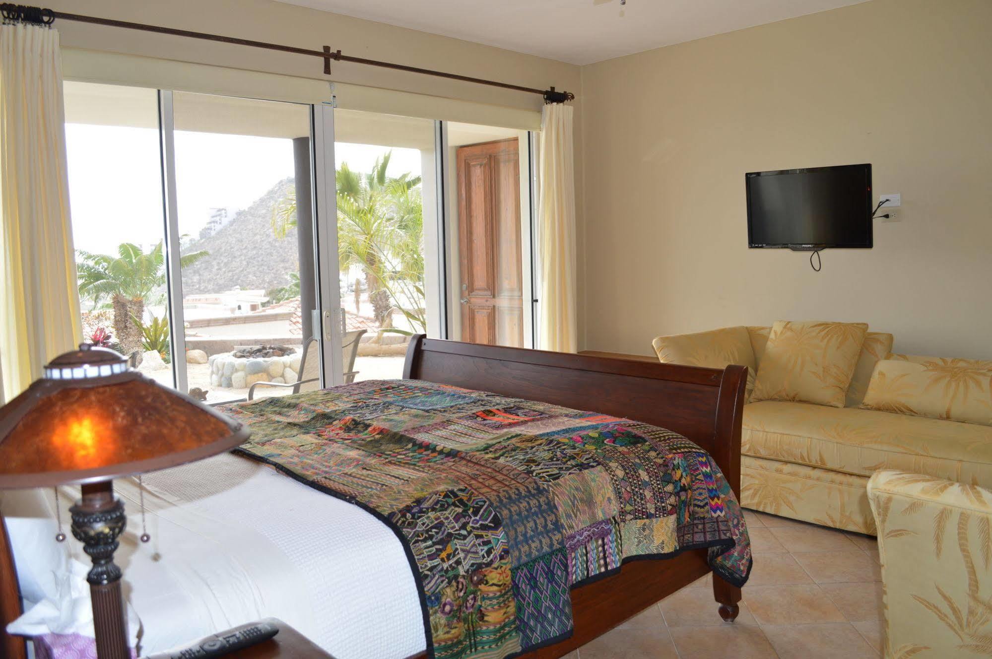 Las Flores Cabo San Lucas