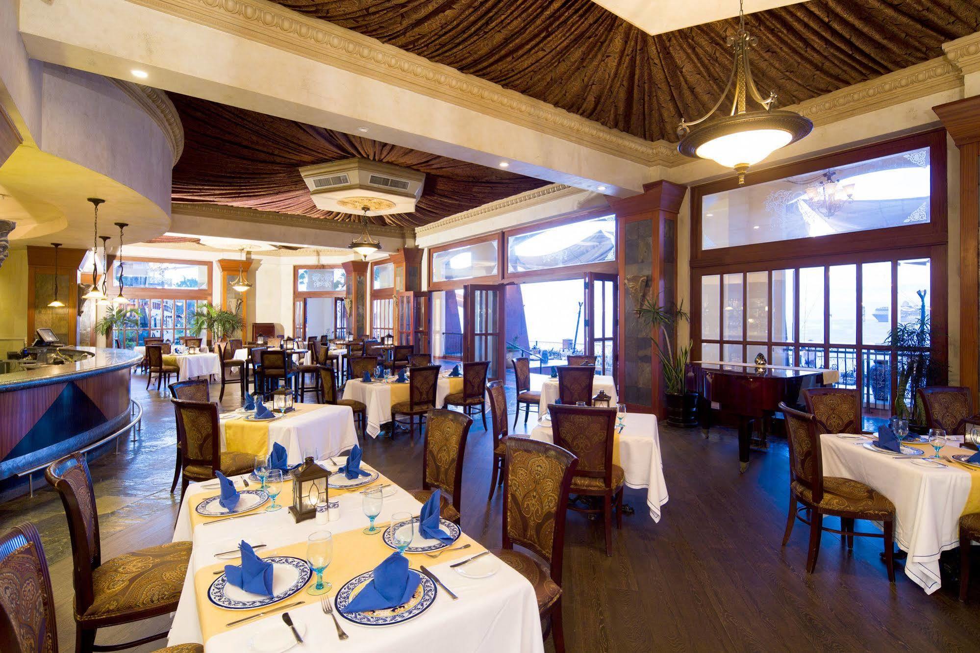 Del Arco Residences Cabo San Lucas