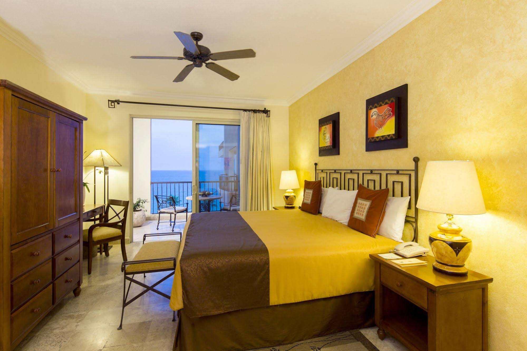Hotel Del Arco Residences