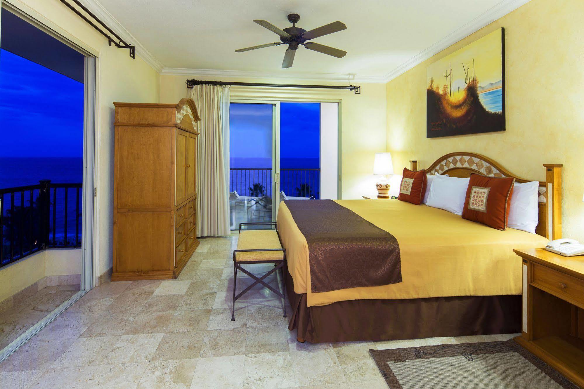 Hotel Del Arco Residences 4*