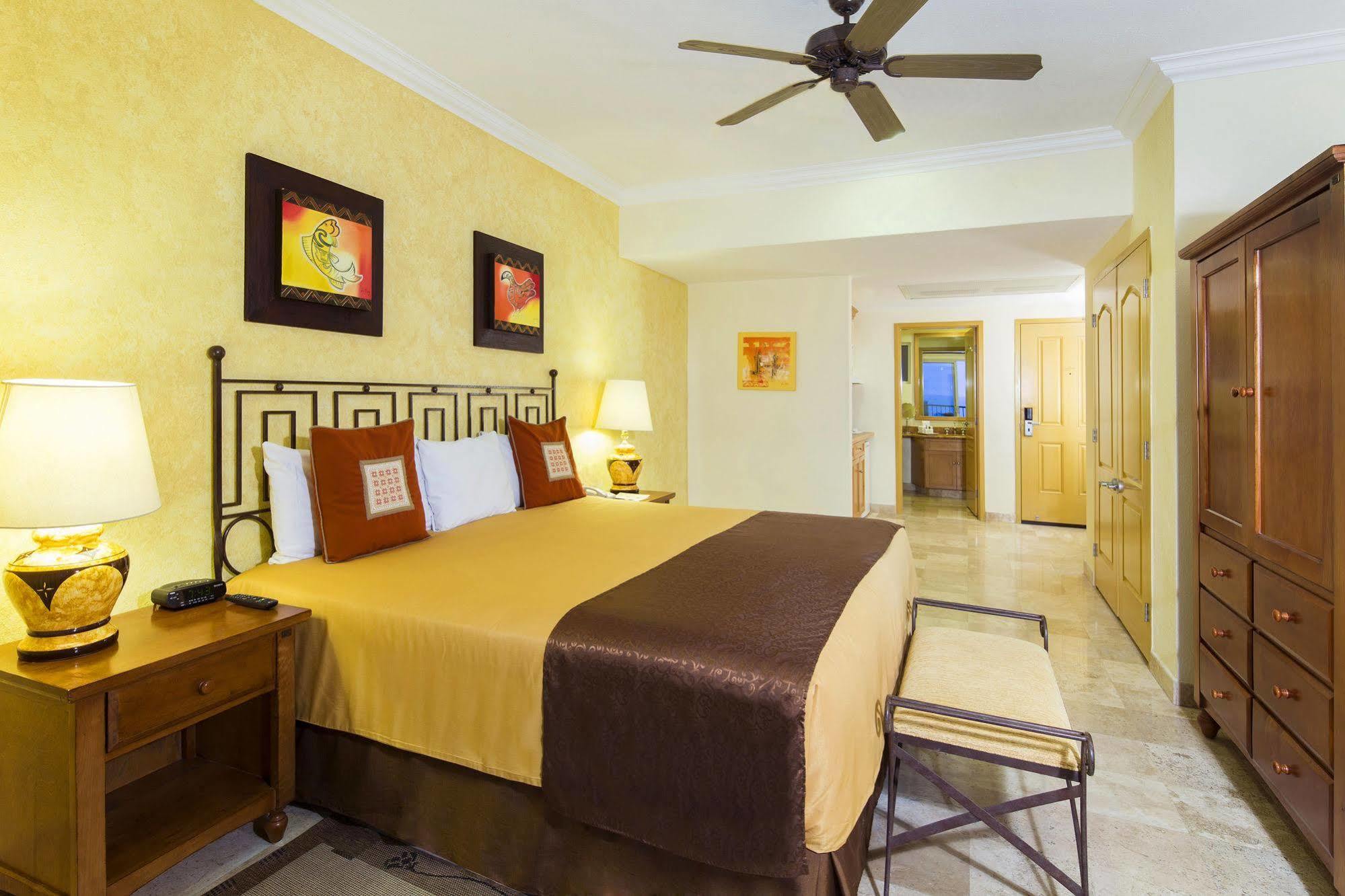 Del Arco Residences Hotel 4*