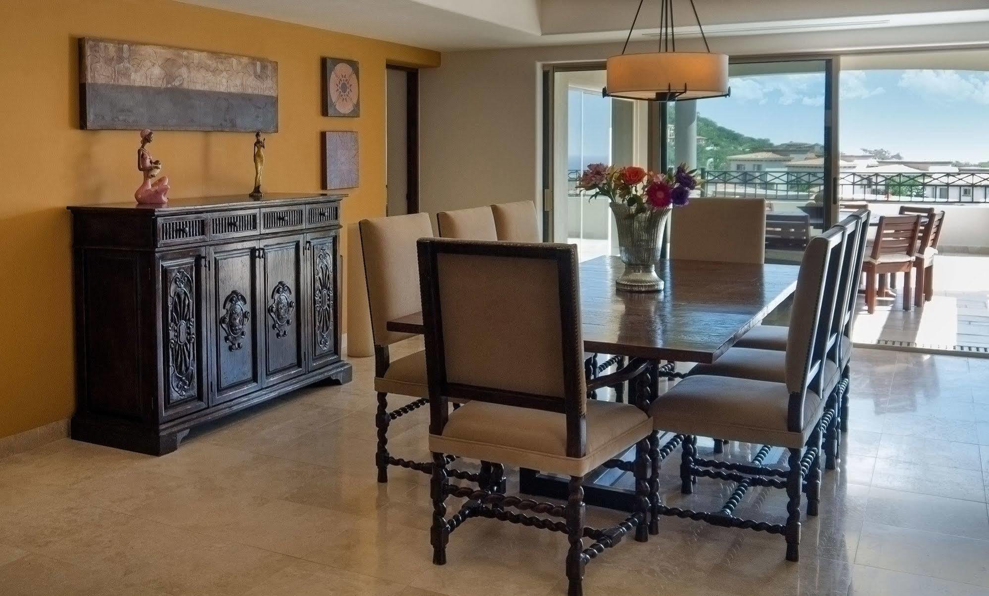 Ventanas & Residences Villa Cabo San Lucas