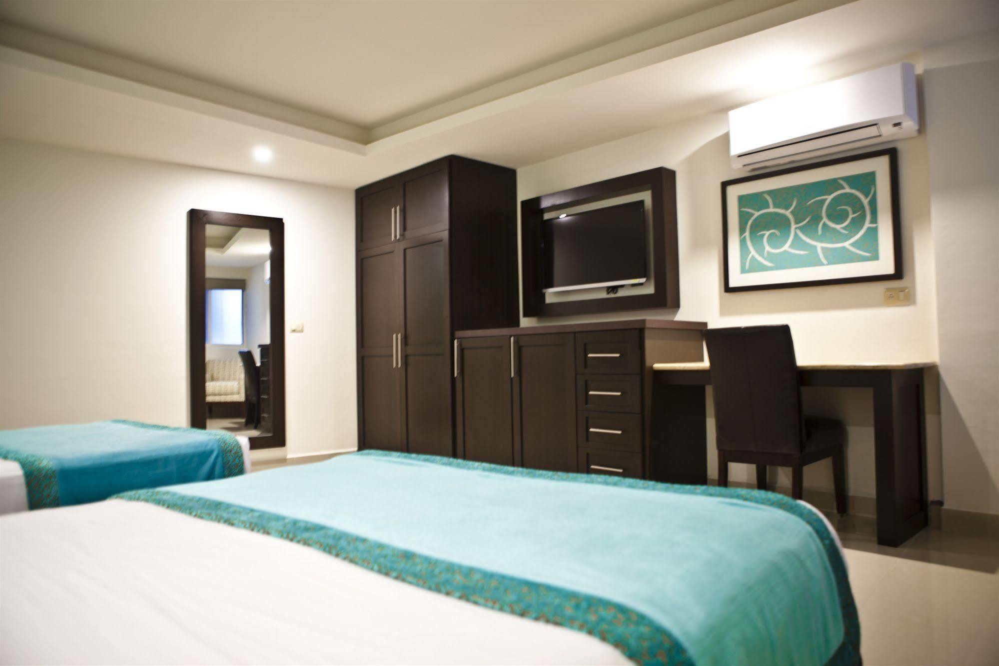 Hotel Maria Elena Cabo San Lucas