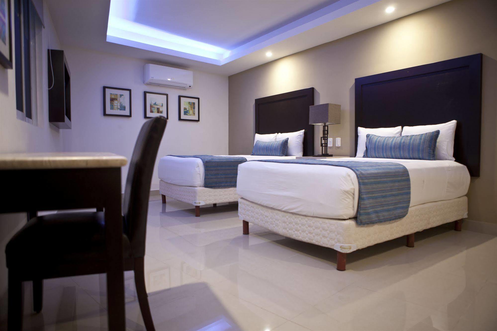 Hotel Maria Elena 2*