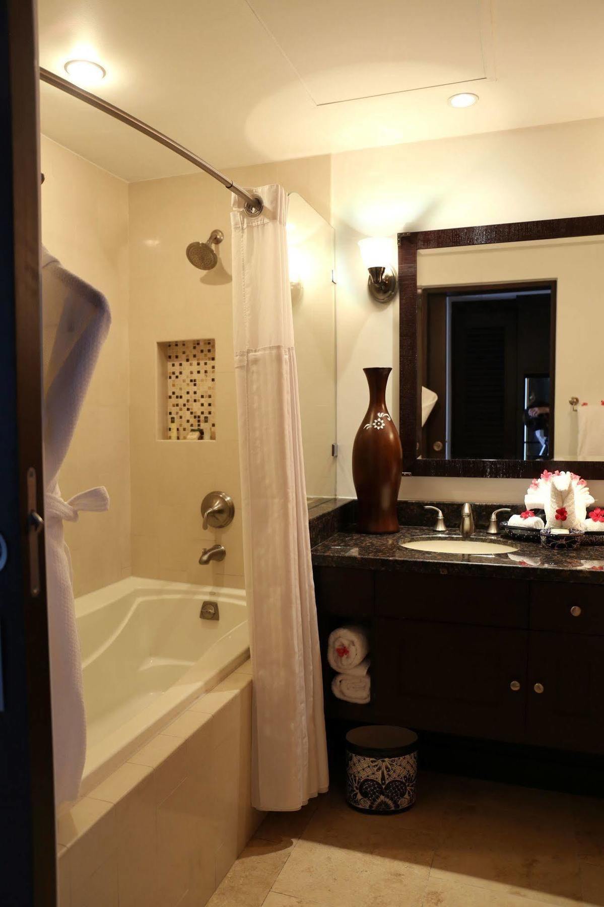 Resort Hyatt Vacation Club At Sirena Del Mar 4*