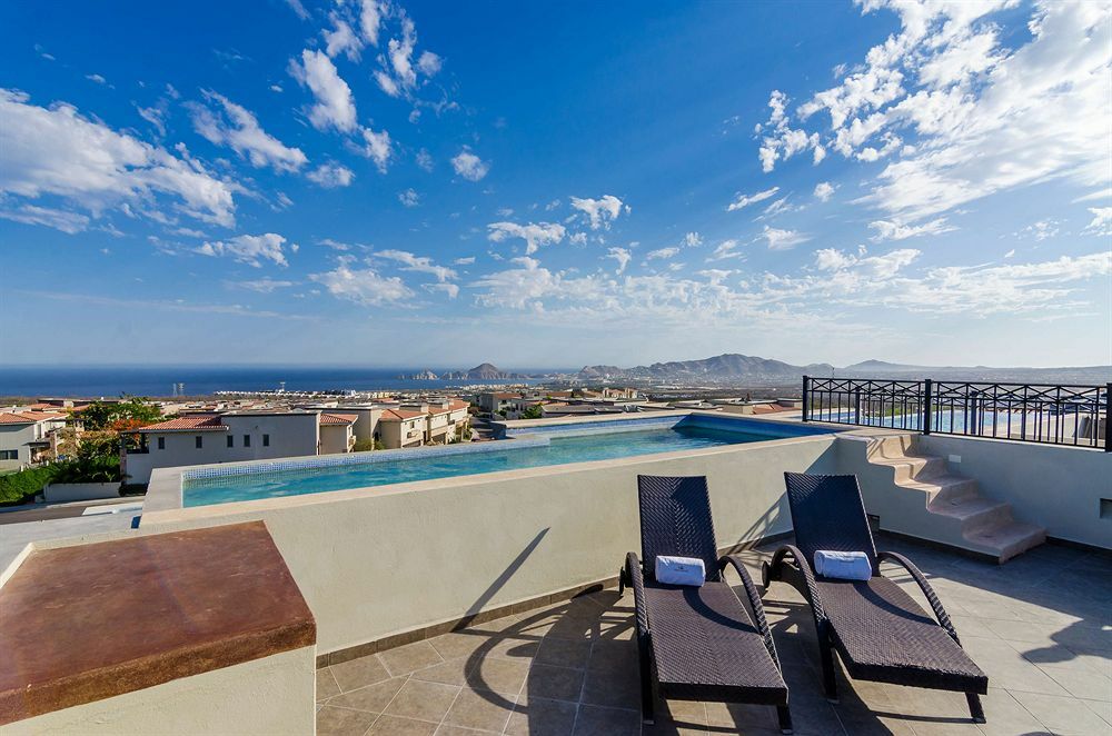 Villa Ventanas & Residences