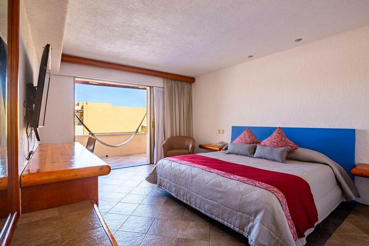 Hotel Patios 4*