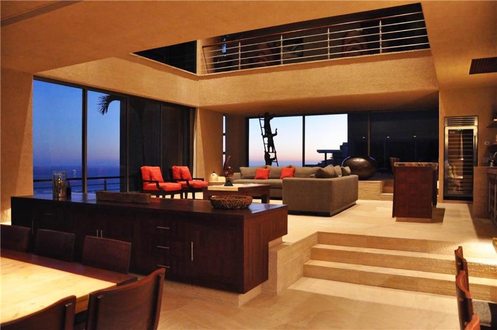 Luxurious Hillside Oceanfront 8 Bedroom Bellissima Cabo San Lucas