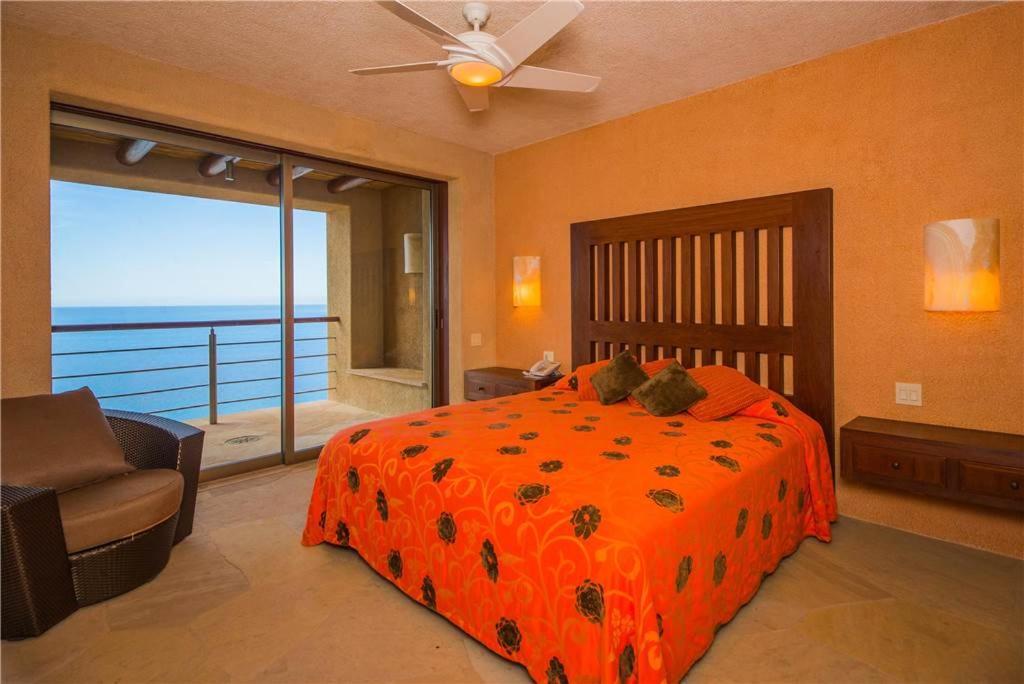 Luxurious Hillside Oceanfront 8 Bedroom Bellissima Villa *