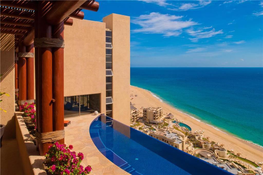 Villa Luxurious Hillside Oceanfront 8 Bedroom Bellissima