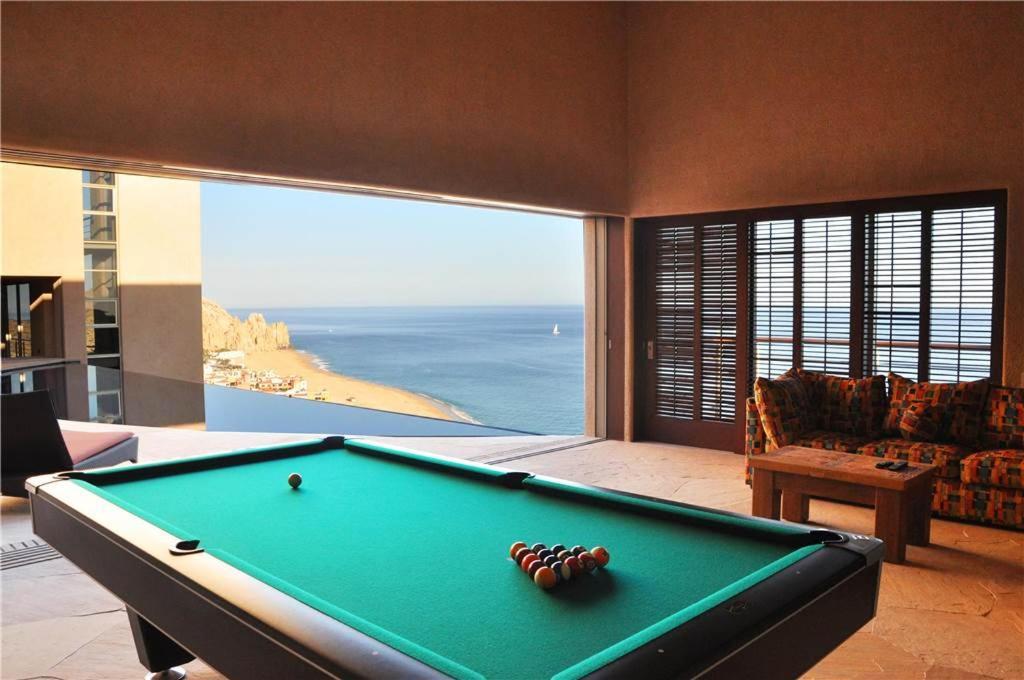 Luxurious Hillside Oceanfront 8 Bedroom Bellissima Villa