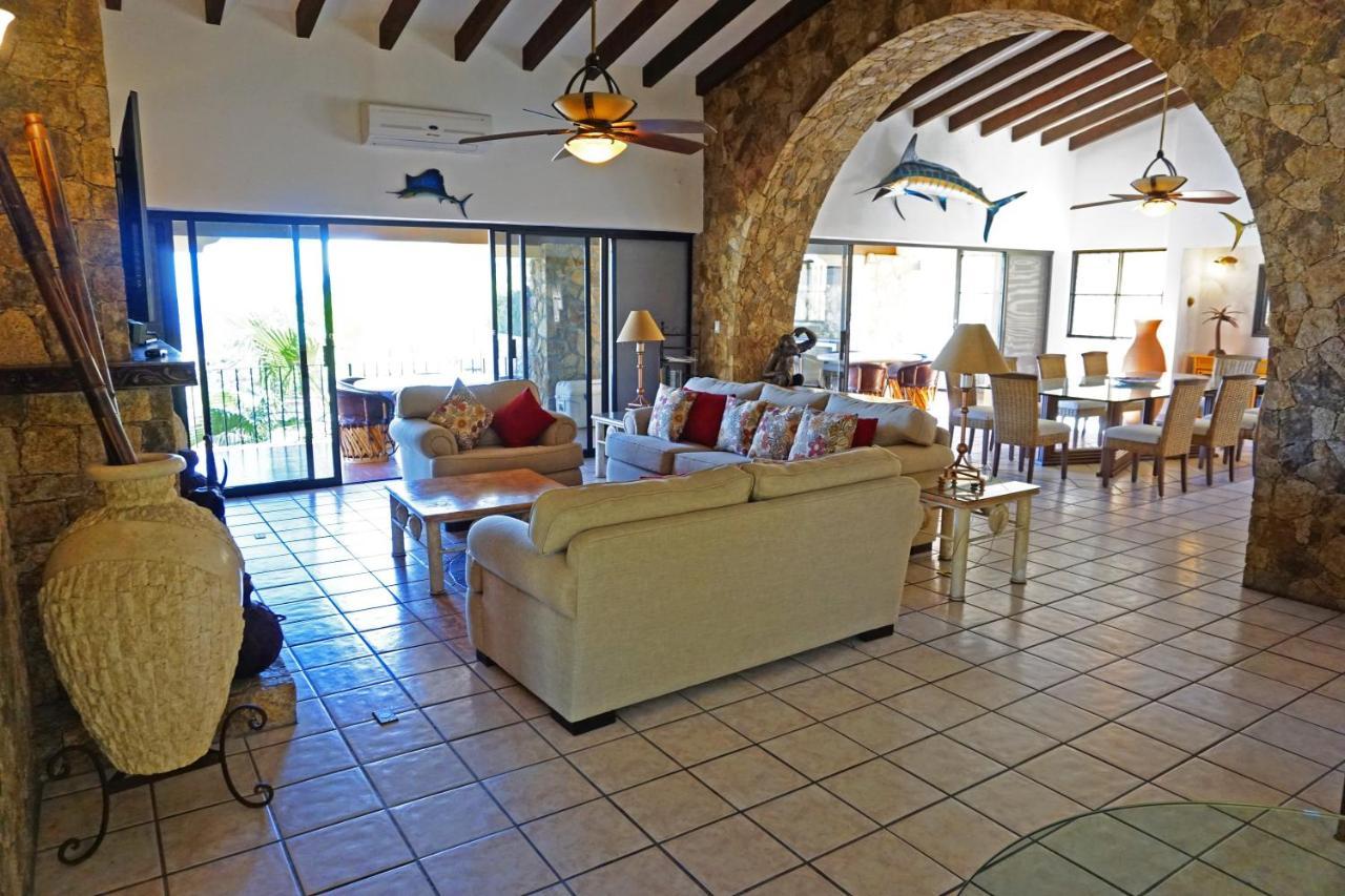 Villa Gold Dome Villa