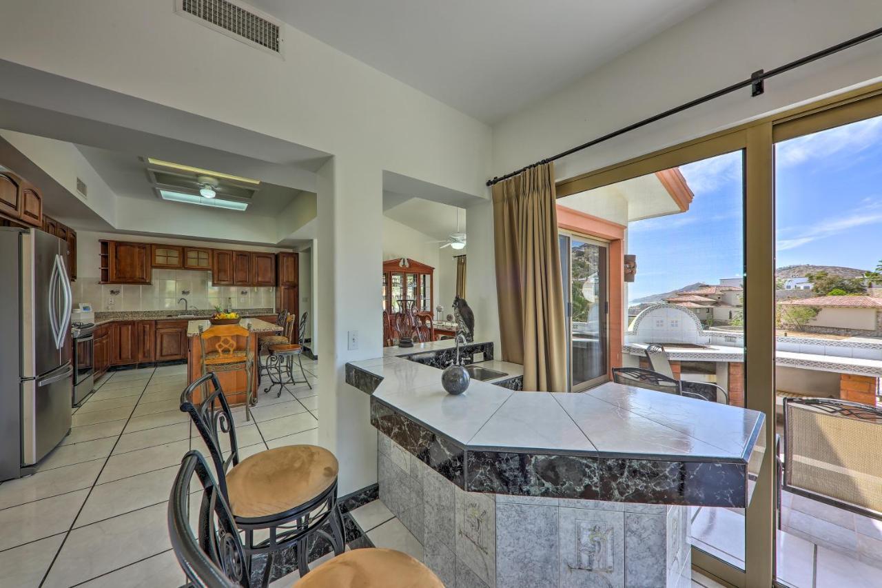 Luxe Cabo Retreat Terrace With Stunning Views! Holiday home