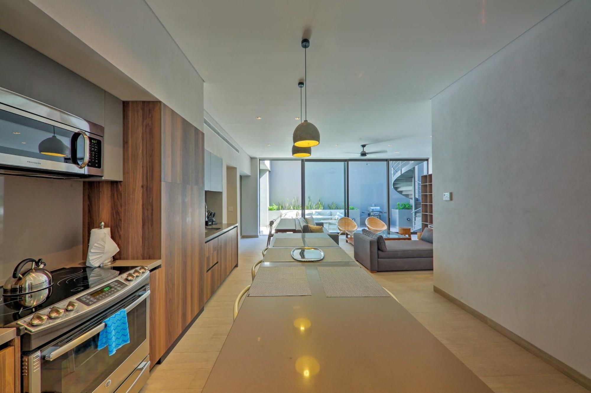 Upscale Cabo With Jacuzzi, Above Puerto Paraiso
