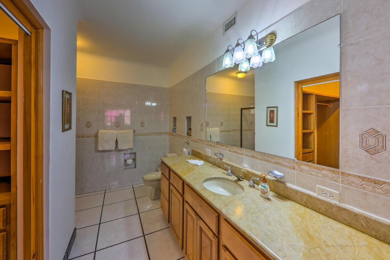 Luxe Cabo Retreat Terrace With Stunning Views! Cabo San Lucas