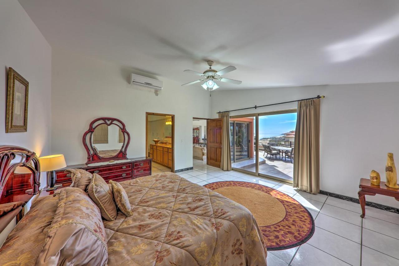 Luxe Cabo Retreat Terrace With Stunning Views! Holiday home Cabo San Lucas