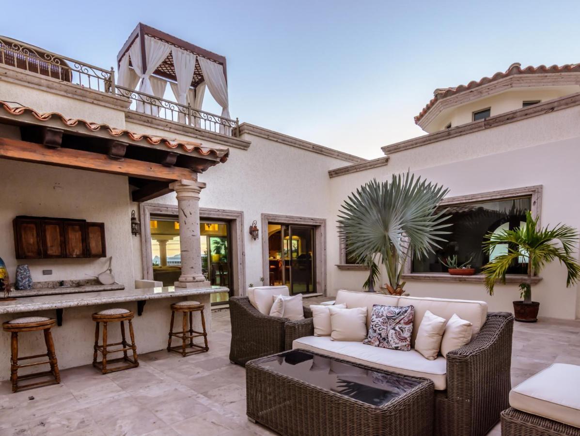 Cabo Hacienda With Private Pool And Rooftop Terrace! Сasa de vacaciones