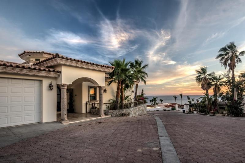 Cabo Hacienda With Private Pool And Rooftop Terrace! *