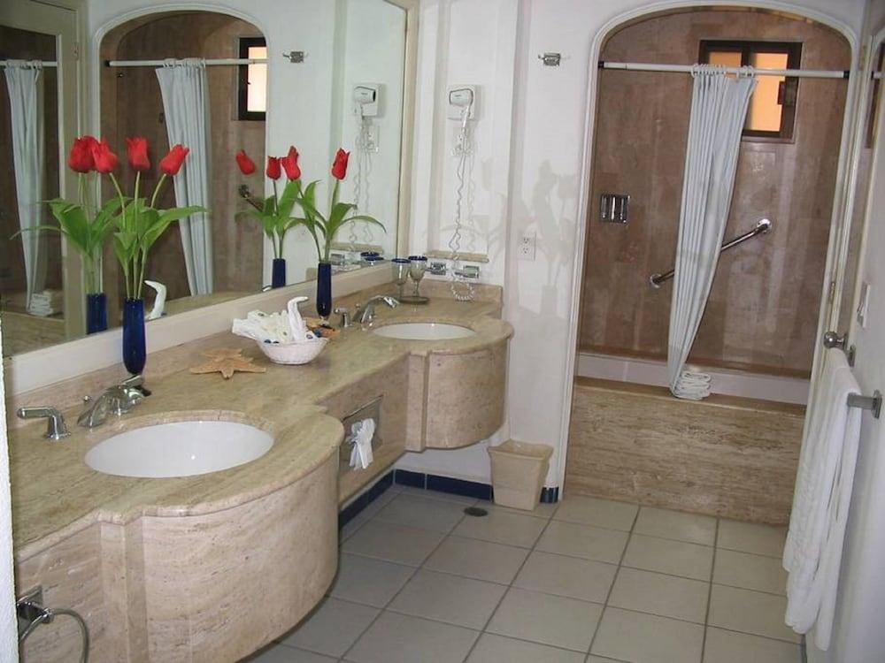 1br Nautical By Evb Rocks Apartment