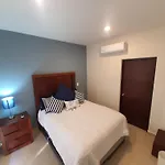 Beach Bliss Retreat, Renovated Condo With Rooftop Pool, Grill, And Game Night Vibes!