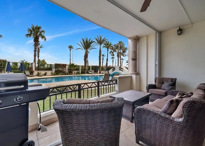Upgrade Your Vacation In Style-Exclusive Poolside Condo!