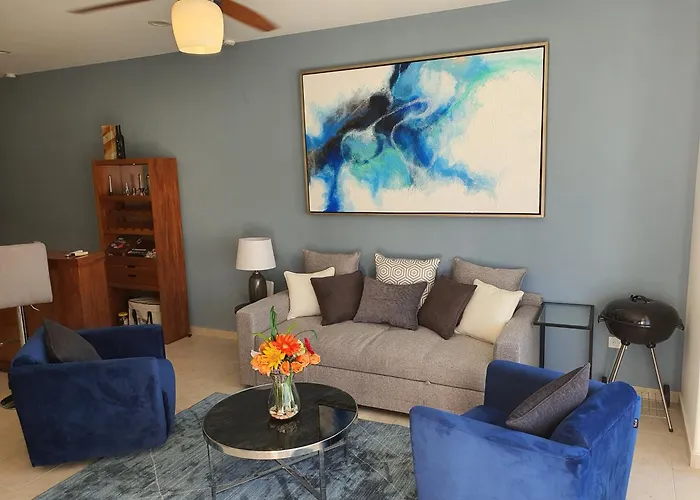 Beach Bliss Retreat, Renovated Condo With Rooftop Pool, Grill, And Game Night Vibes!