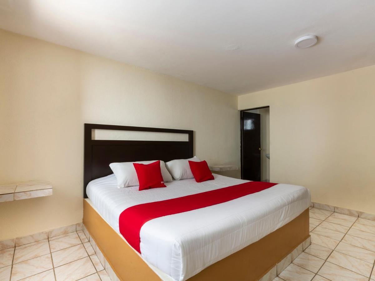 Oyo Real Dorado Hotel