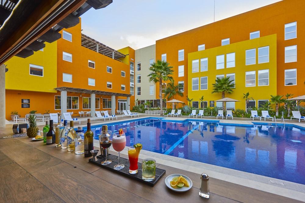 Express By Marriott Apartahotel