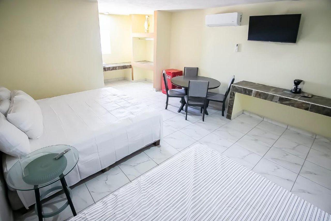 Oyo Plaza Torres, 2* Cabo San Lucas