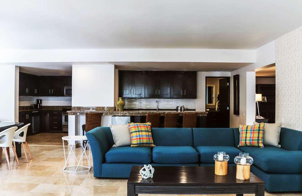 Hotel Corazon Cabo And