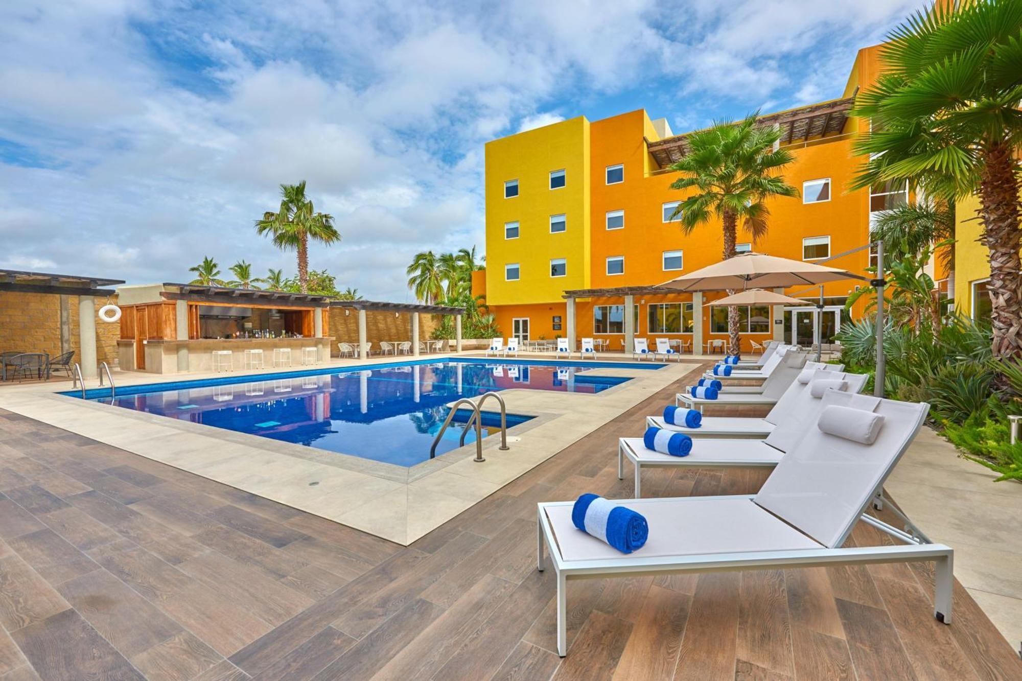 Apartahotel Express By Marriott 4*
