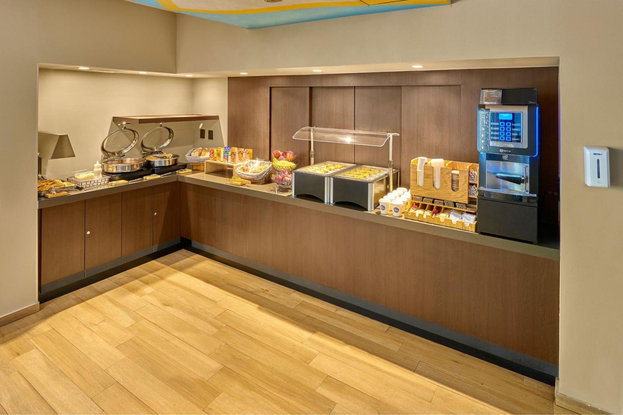 Express By Marriott Cabo San Lucas