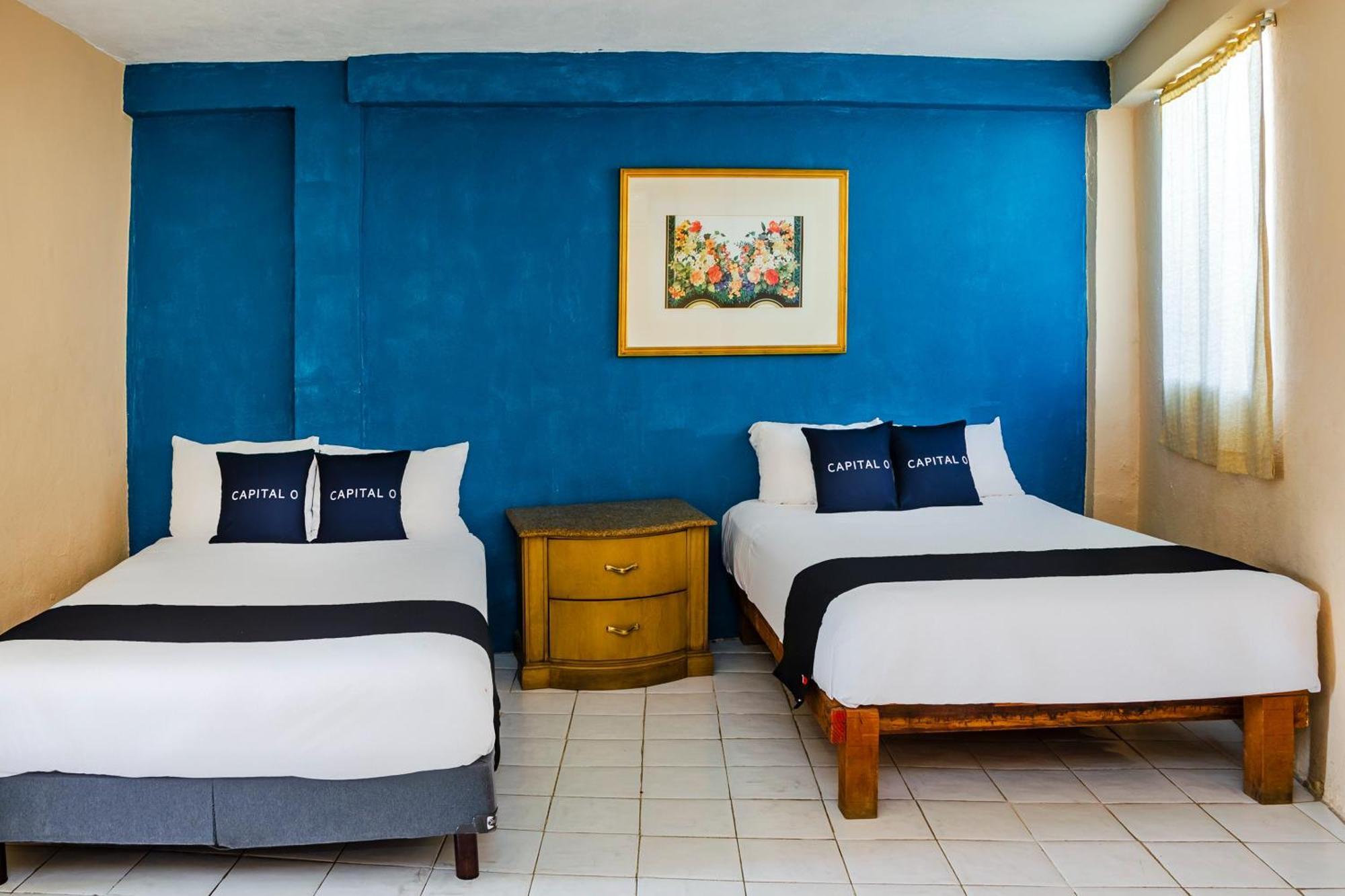 Hotel Capital O Dos Mares, Cabo San Lucas