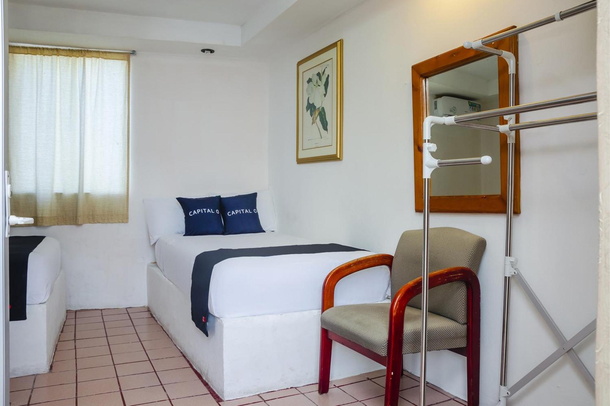 Hotel Capital O Dos Mares, Cabo San Lucas