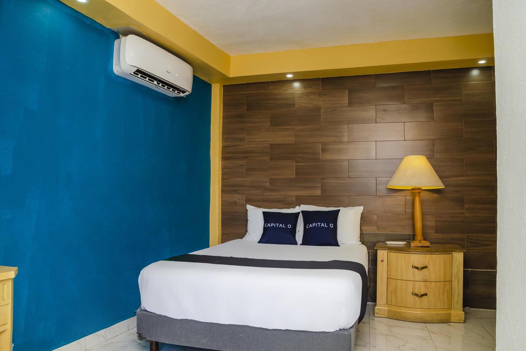 Capital O Dos Mares, Hotel