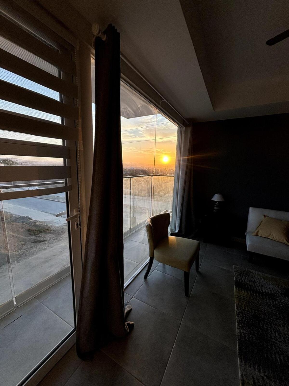 Sunset & Ocean View Beautiful Flat In Tezal -2 Br Apartment *