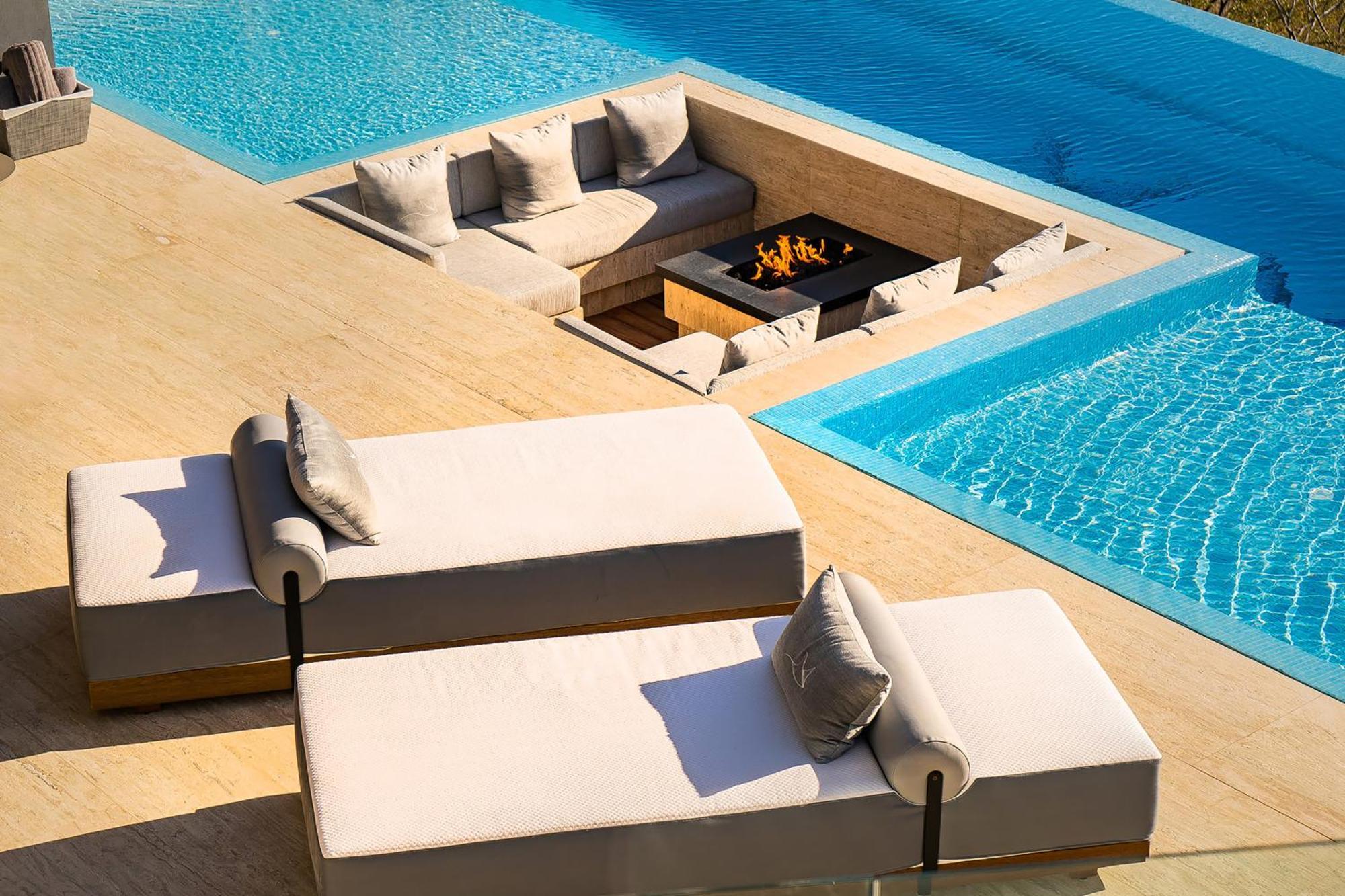 Maison De Cortes By Cabo Villa *