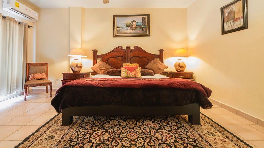 Casa Blanca Hotel *