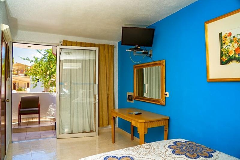 Hotel Capital O Dos Mares,
