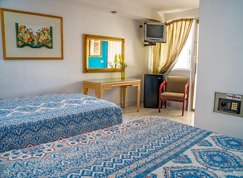 Capital O Dos Mares, Hotel